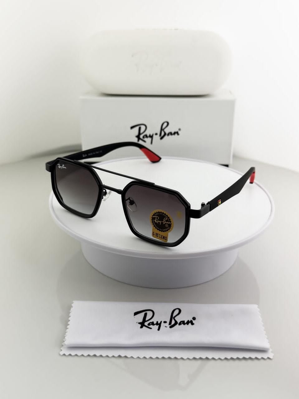 RAYBAN BLACK SHADED 09