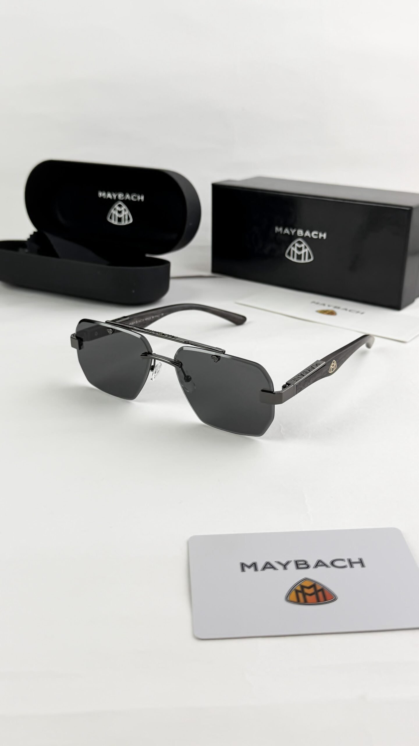 MAYBACH BLACK 1023