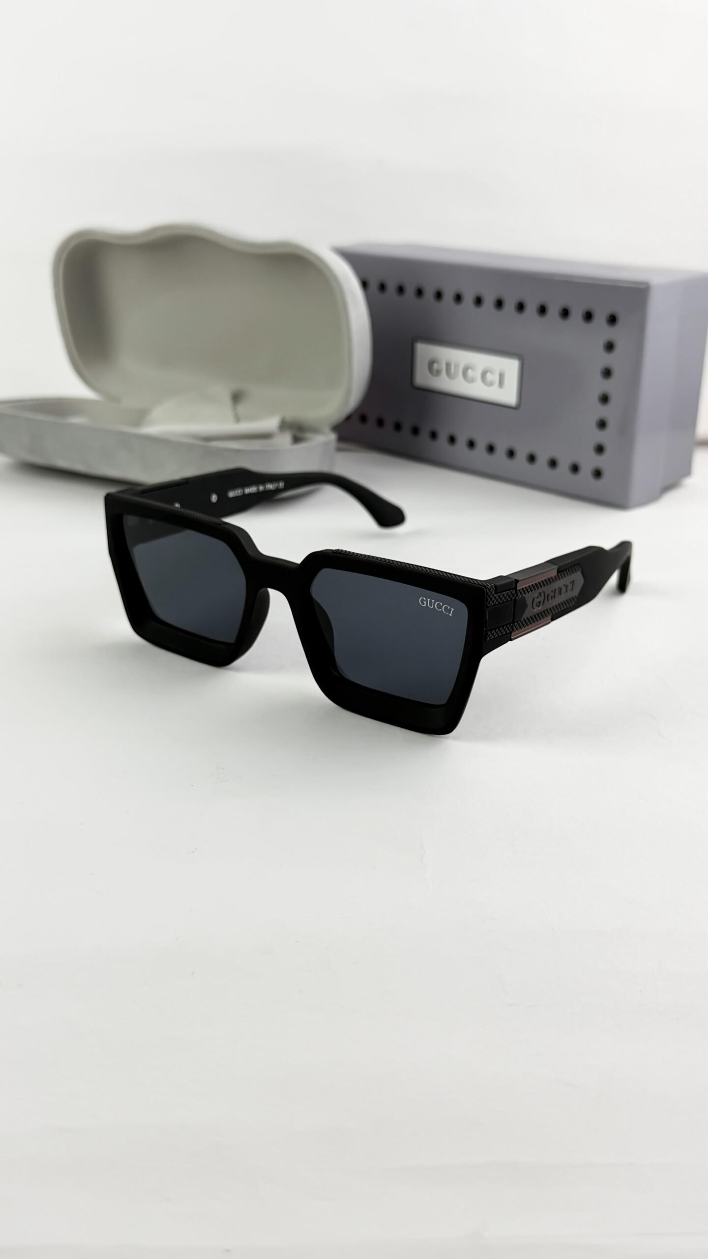 Gucc_i black GG2-101