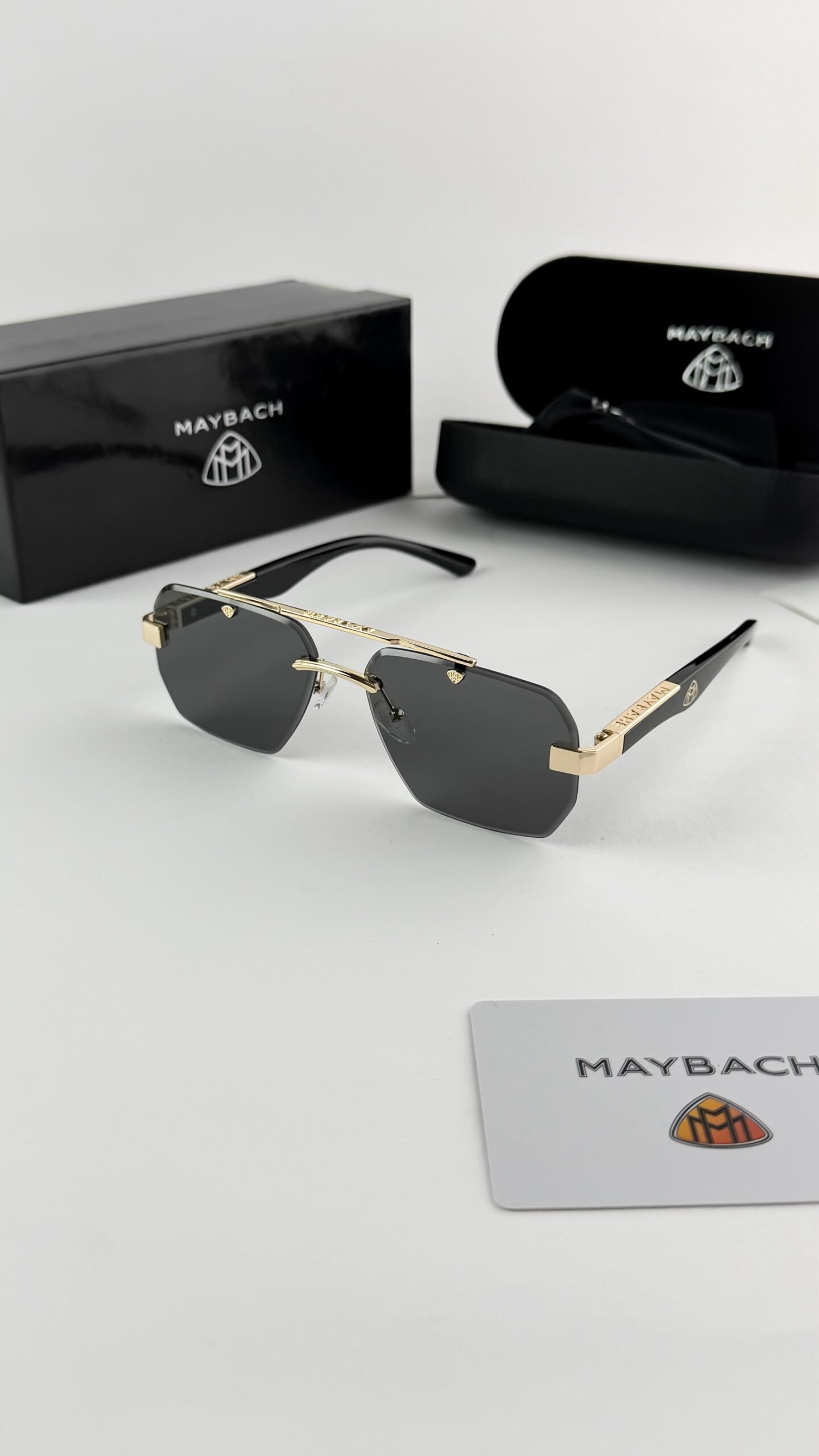 MAYBACH GOLD BLACK 1023