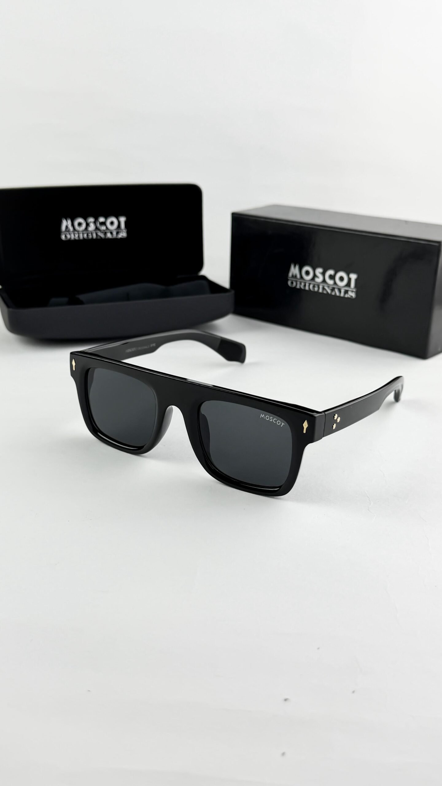 MOSCOT CLASSY BLACK 98177-64