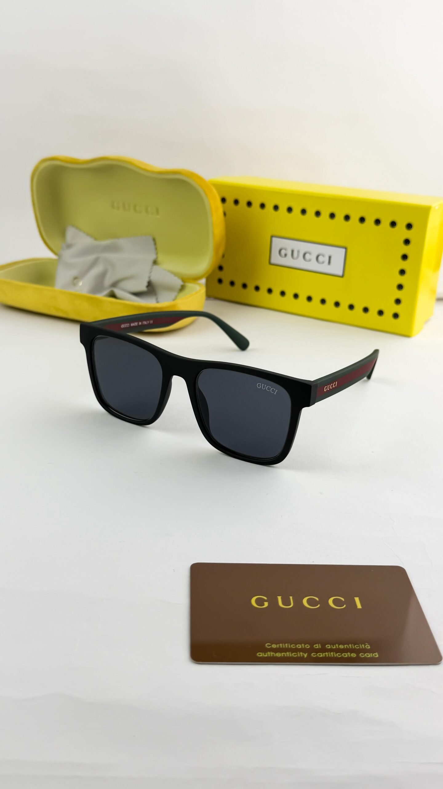 Gucc_black_2051