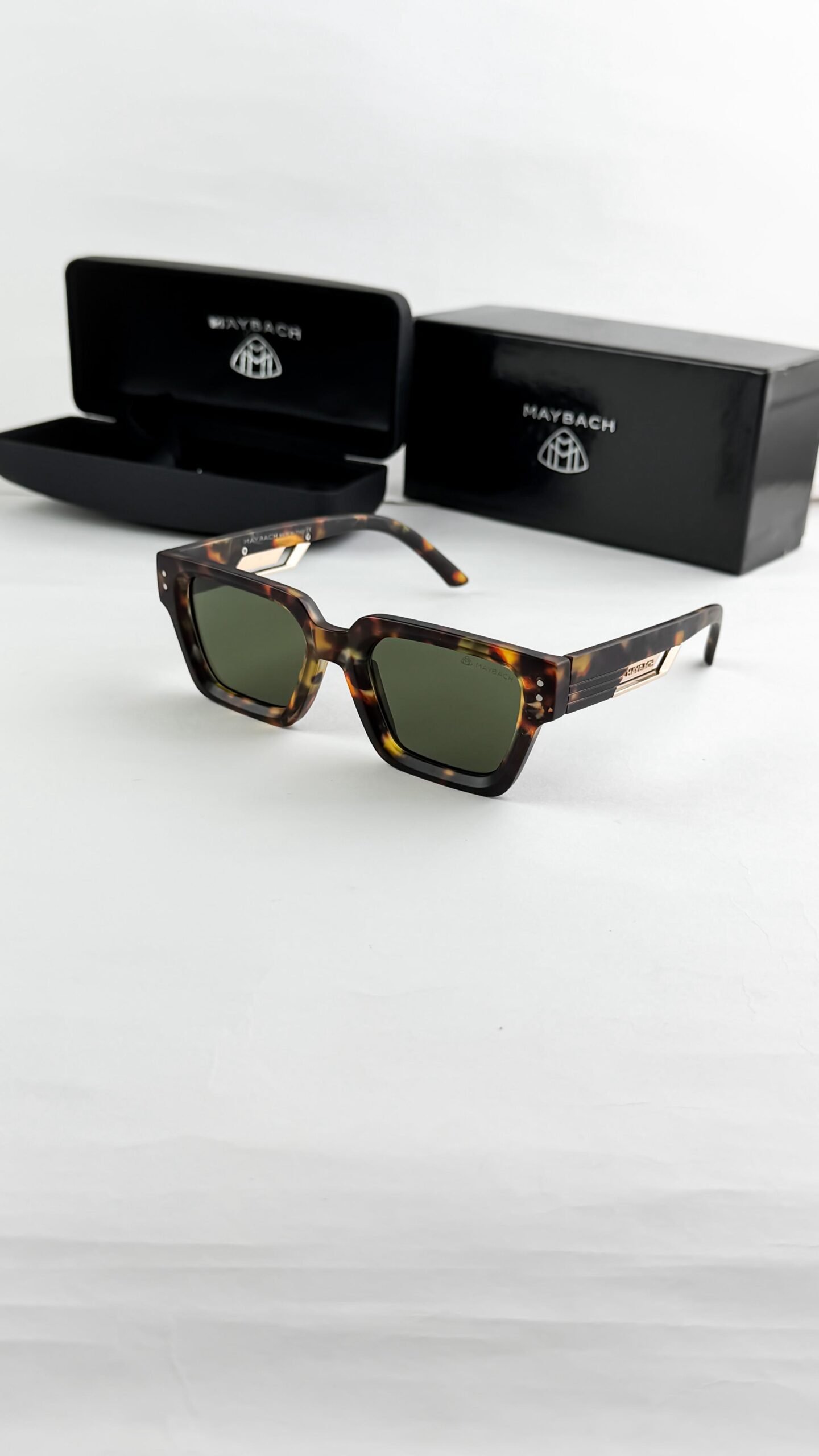 MAYBACH TIGER GREEN 3489
