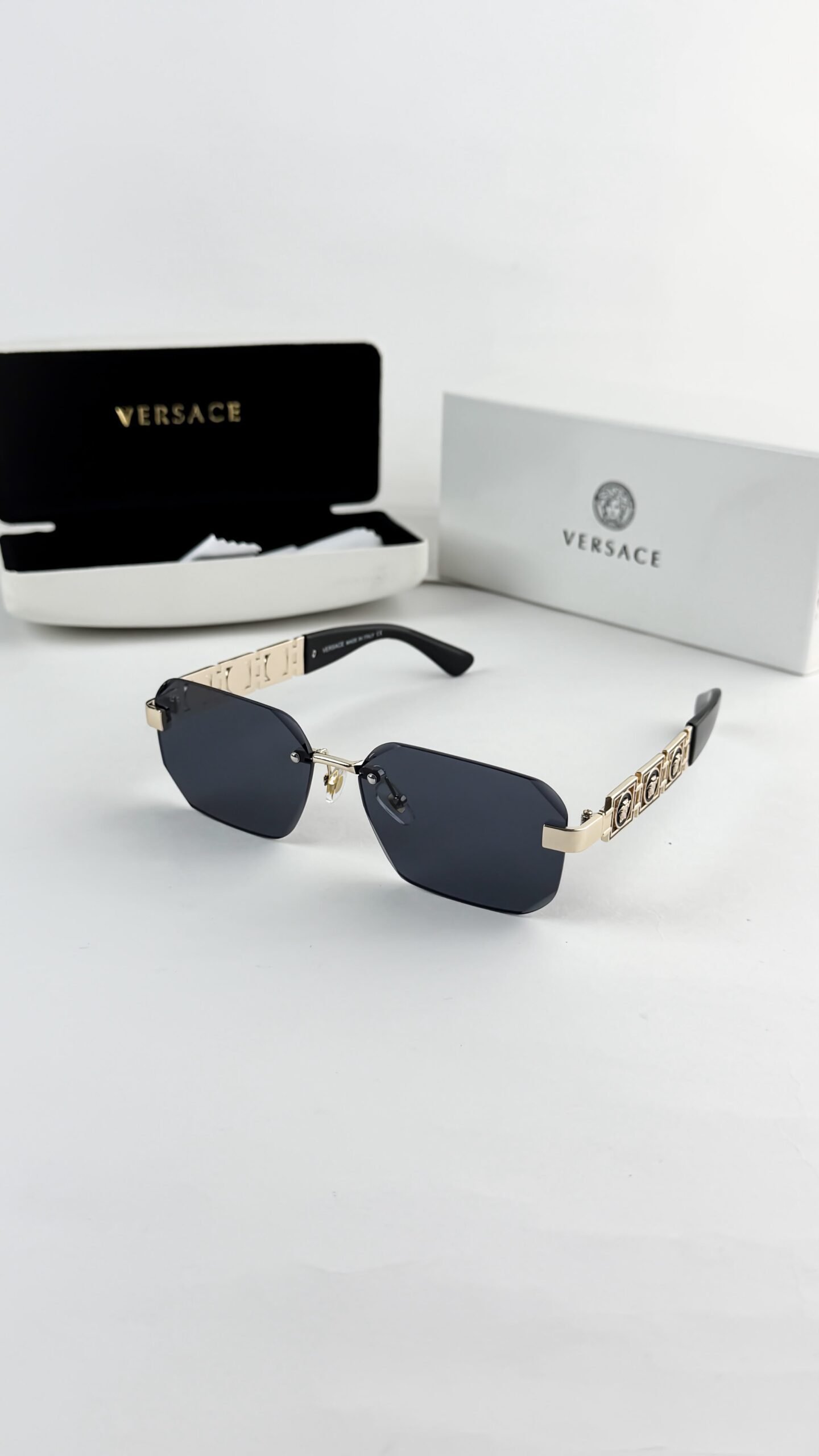 VERSACE GOLD BLACK 32004