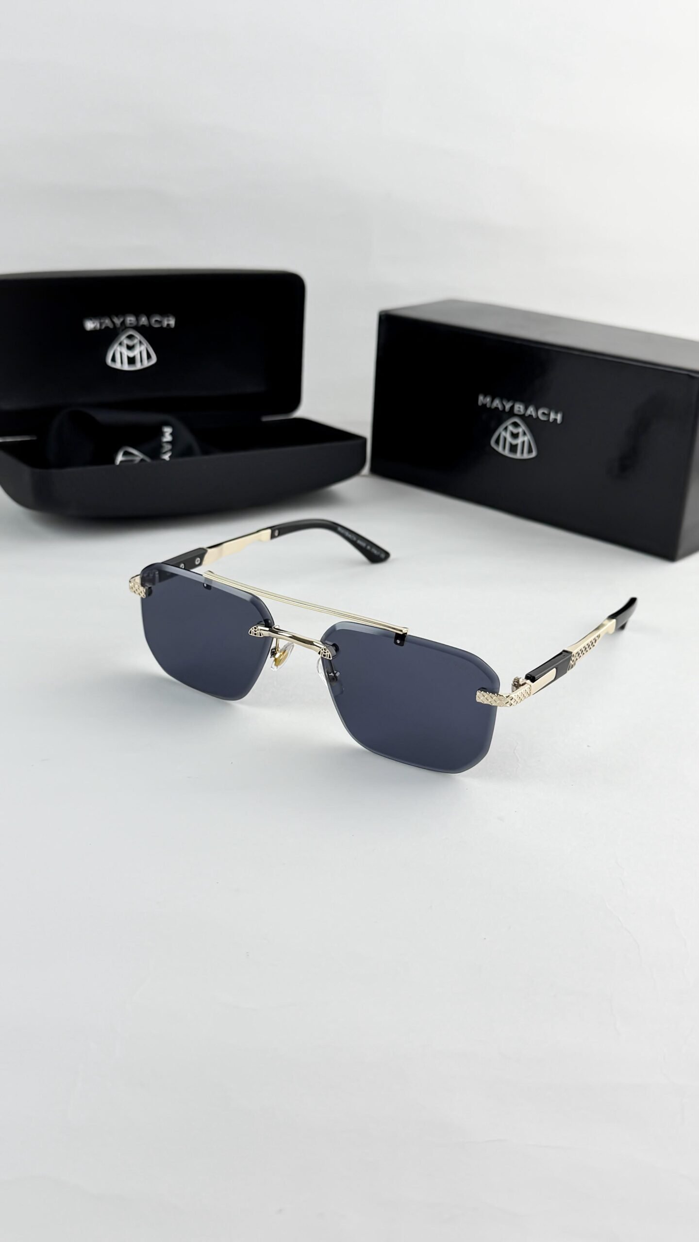MAYBACH GOLD BLACK Z19