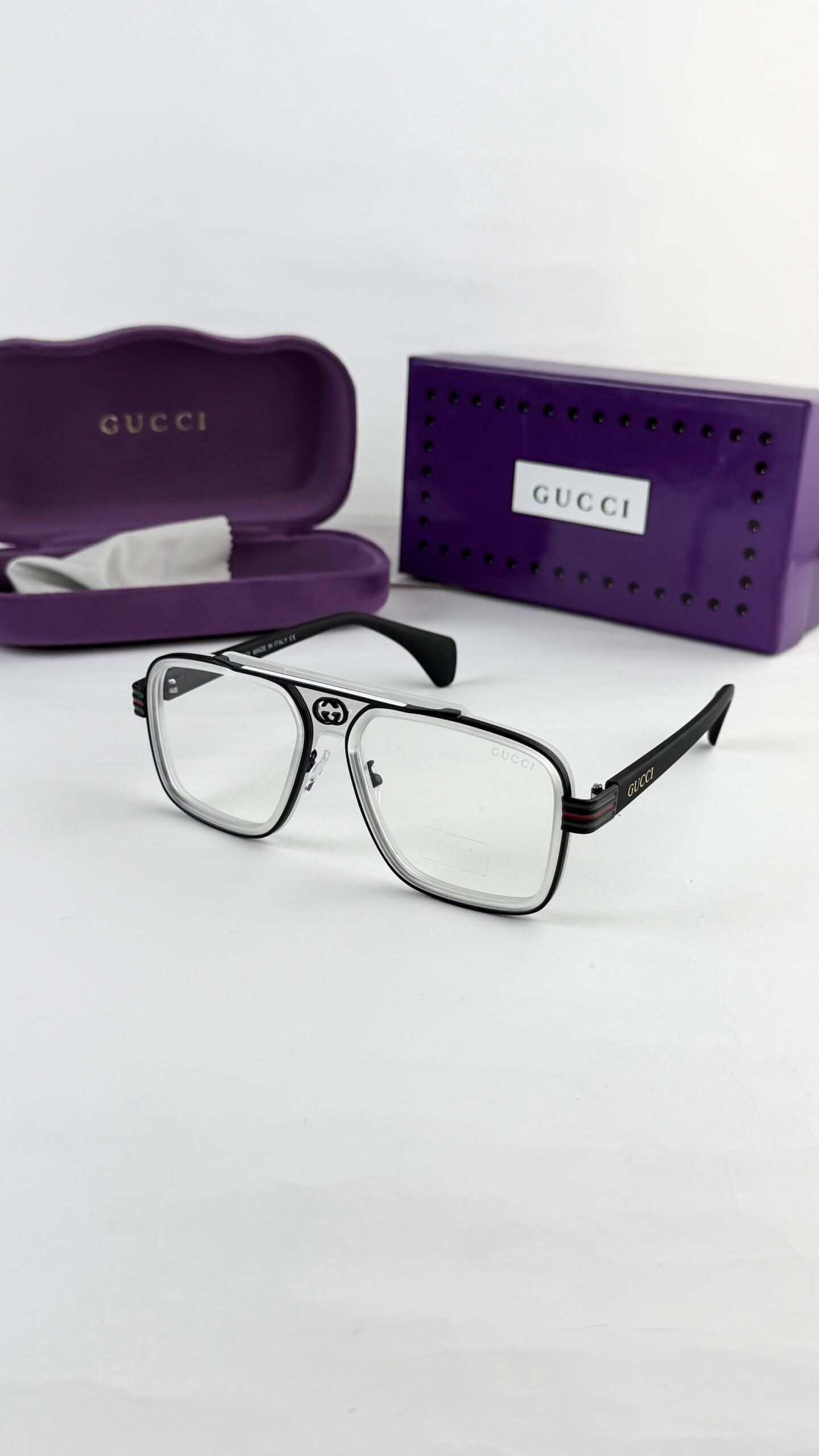 Gucci_black_ice_plano_1295