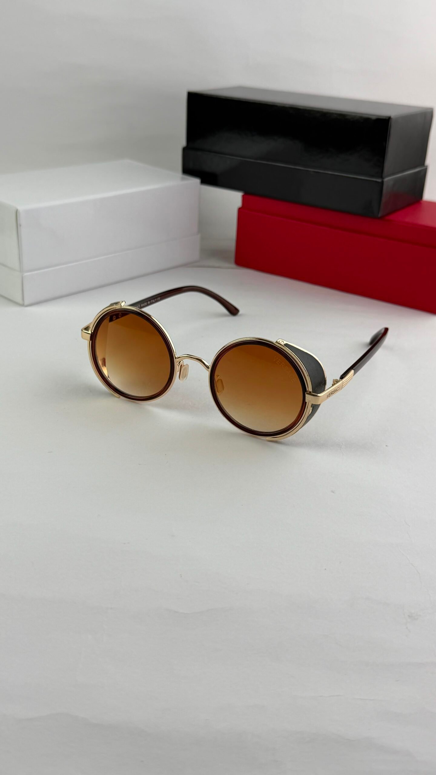 VERSACE GOLD BLACK 107