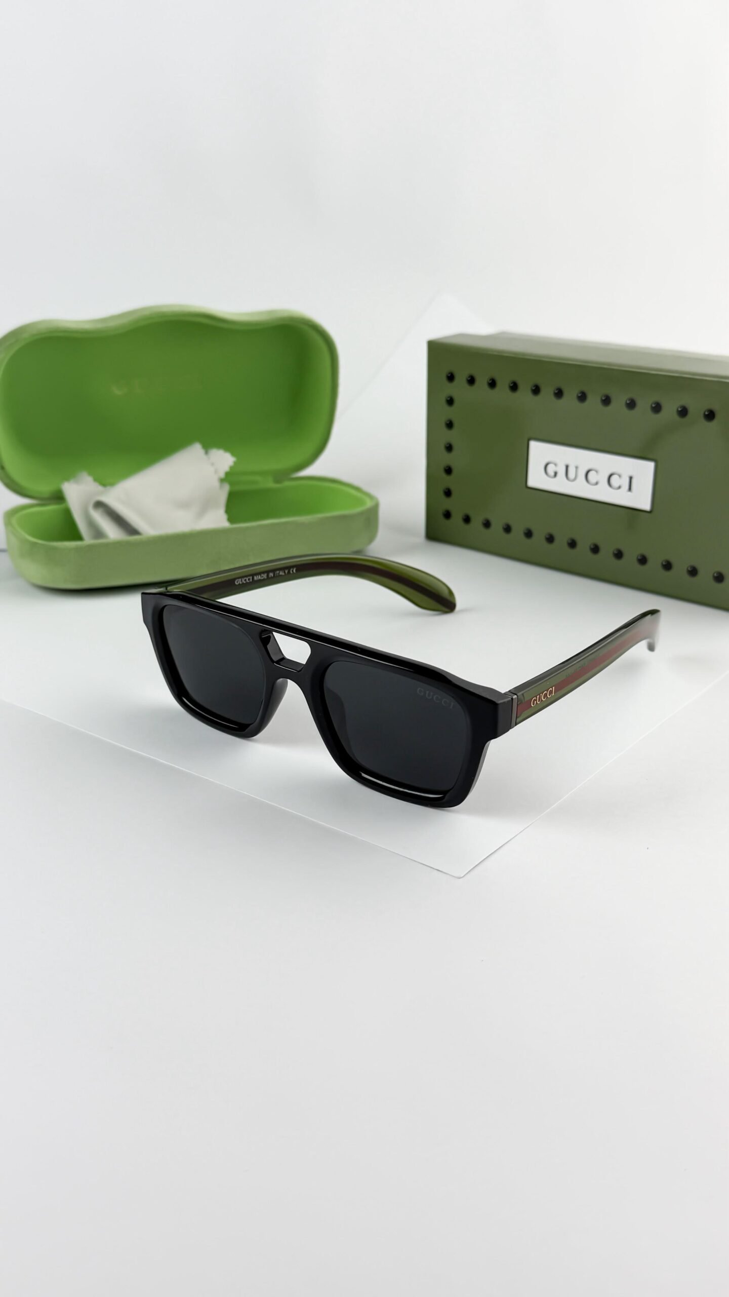 Gucc_black_4951-104