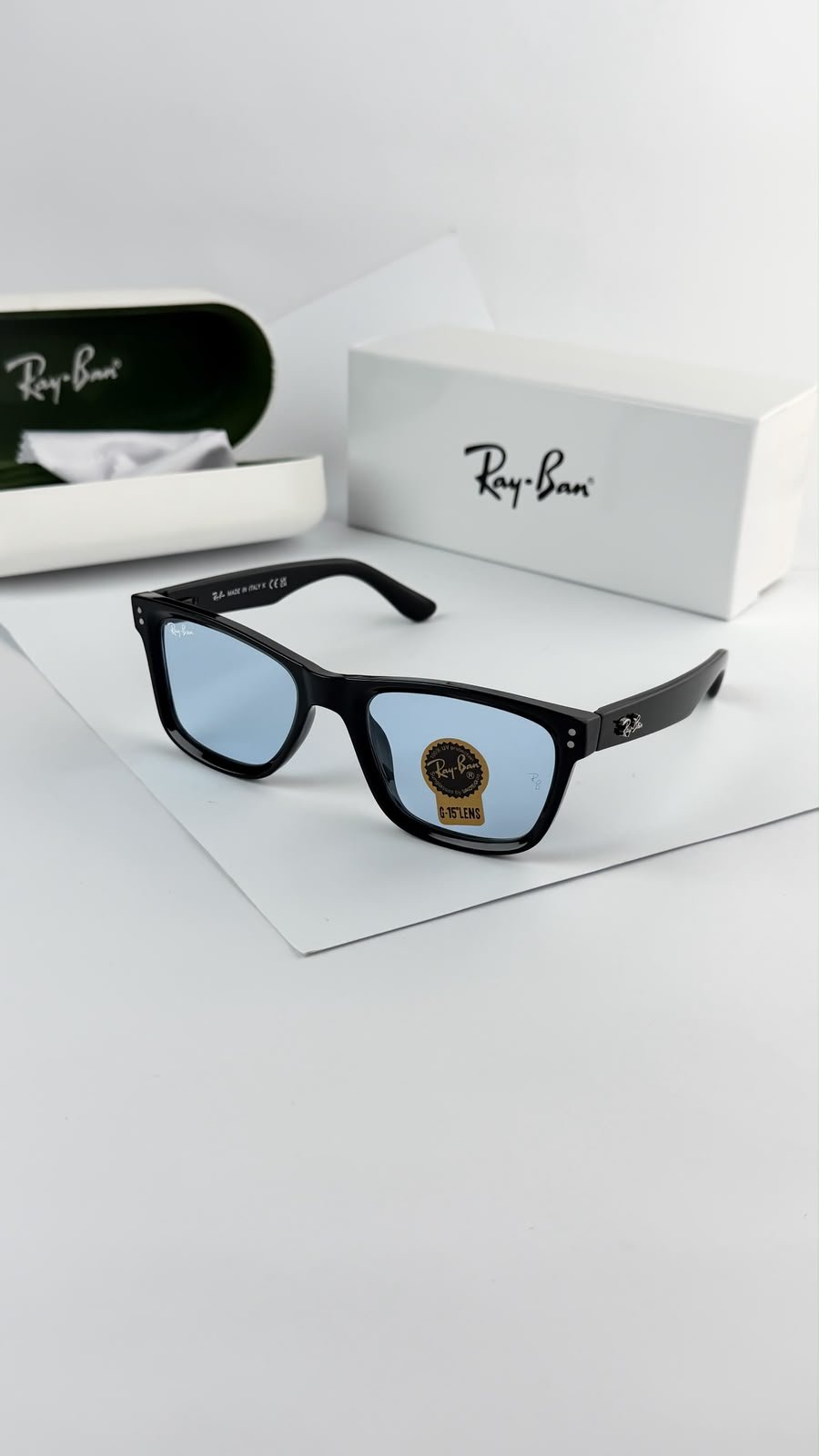 Raybn blue black 0502