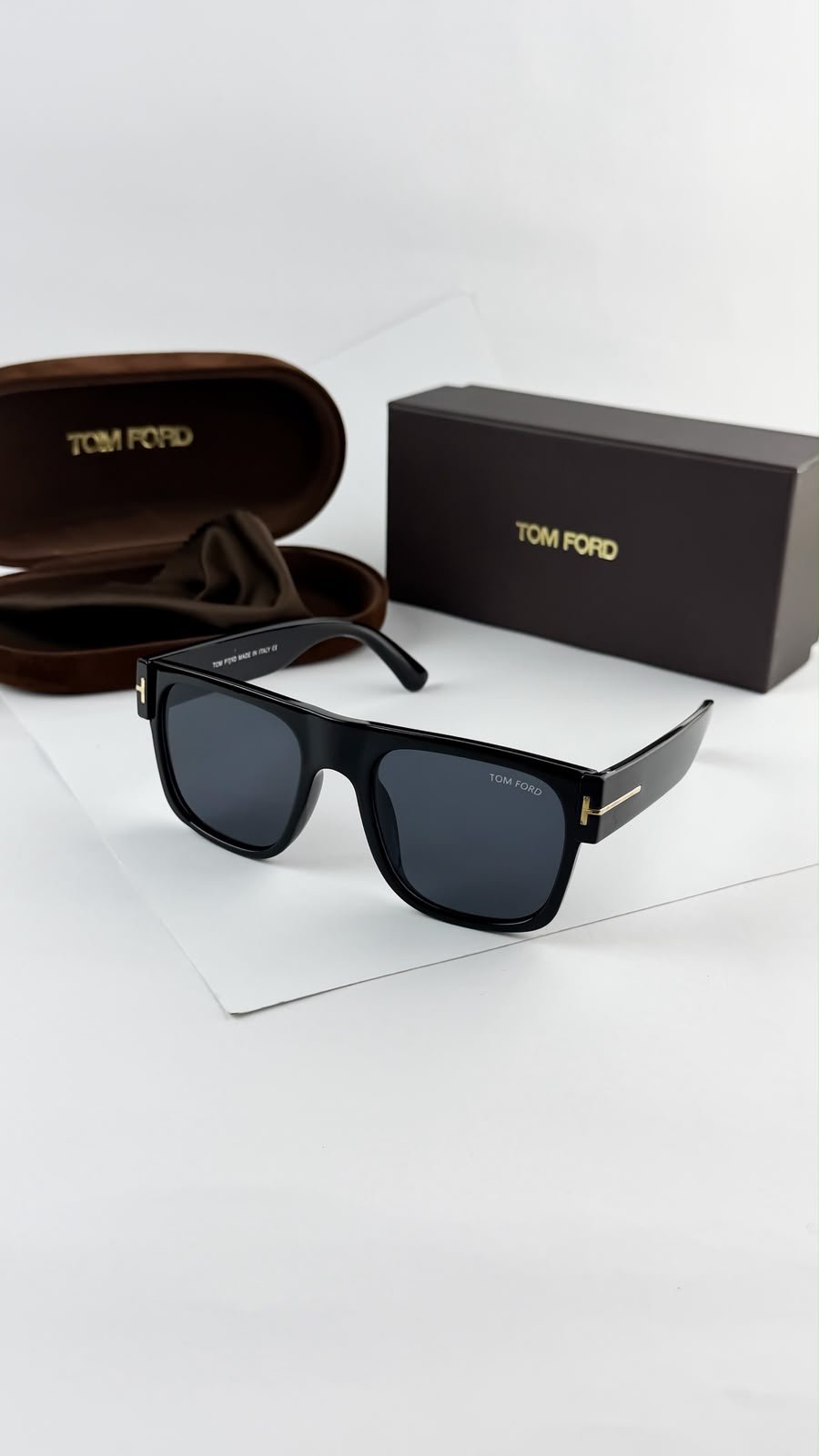 TOMFOR_BLACK_1288